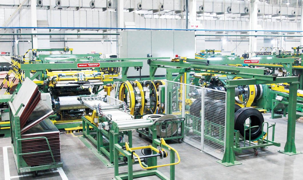 ZCX3全钢子午胎一次法三鼓成型机