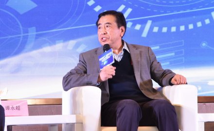 【媒体报道】袁仲雪：轮胎智能制造需走产业互联网之路