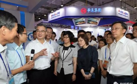 王清宪书记鼓励九游会J9智能制造取得新突破